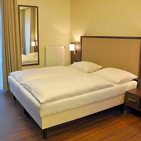 Drei Linden Otel 3*