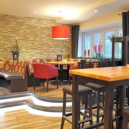 Otel Drei Linden Twist
